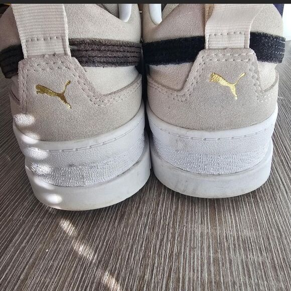 Puma Cream and Black Chunky Platform Sneakers 9.5 - Picture 3 of 8